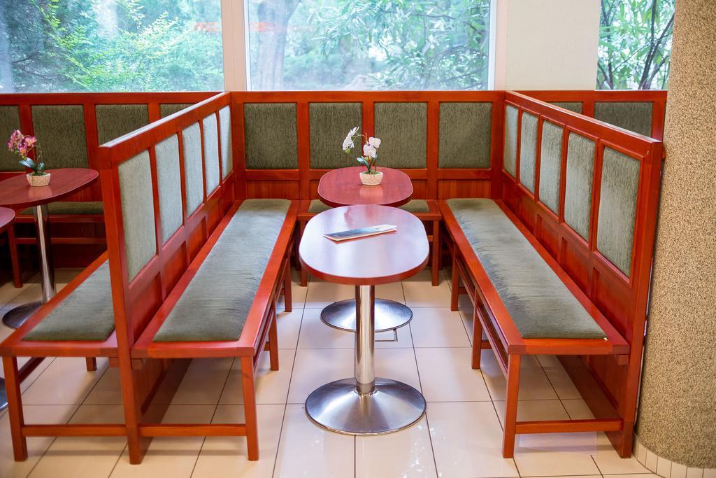 Hotel Wellness Szindbád Balatonszárszó