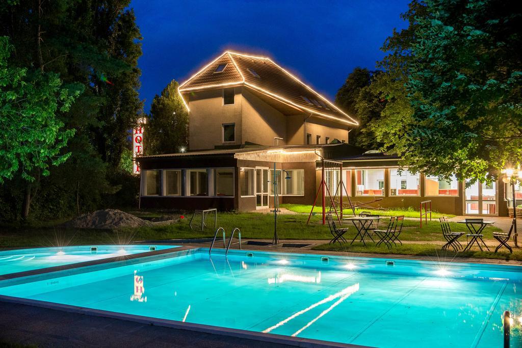 Hotel Wellness Szindbád 3*